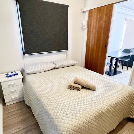 Sunset Beach Holiday Park Geraldton Esterno foto