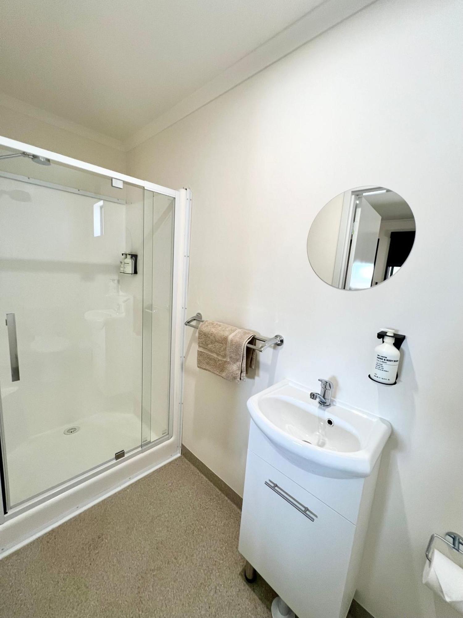 Sunset Beach Holiday Park Geraldton Esterno foto