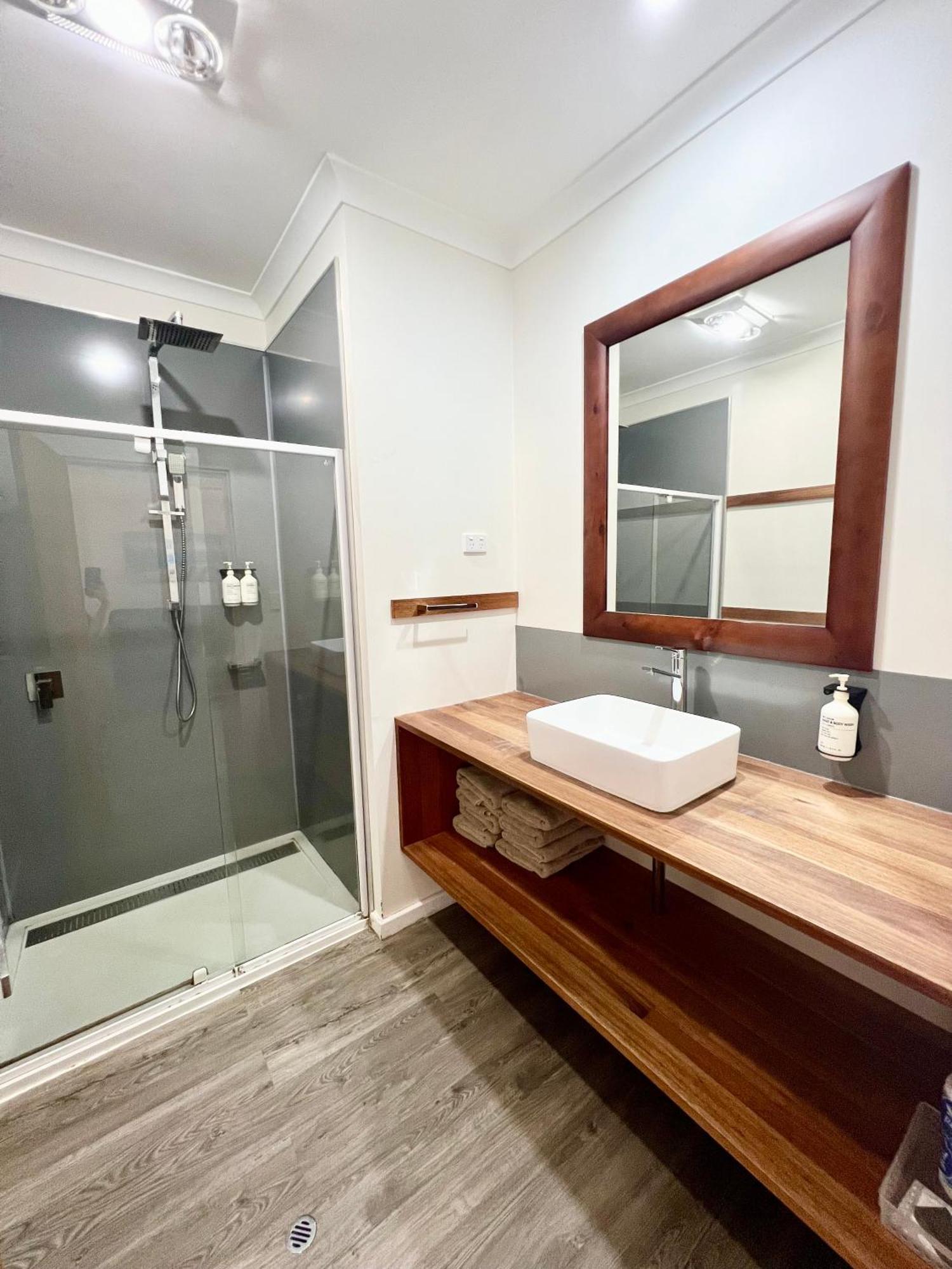 Sunset Beach Holiday Park Geraldton Esterno foto