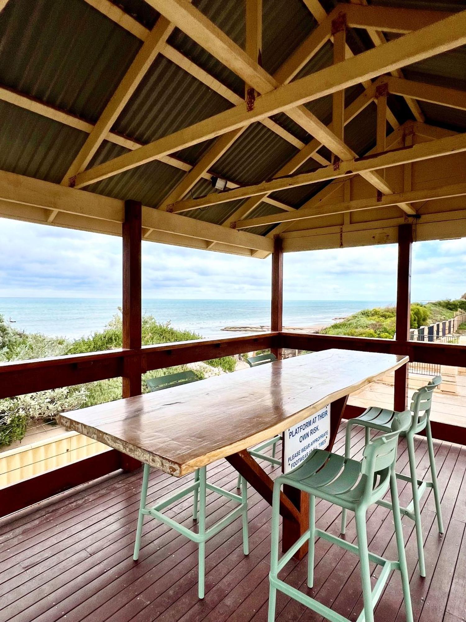 Sunset Beach Holiday Park Geraldton Esterno foto