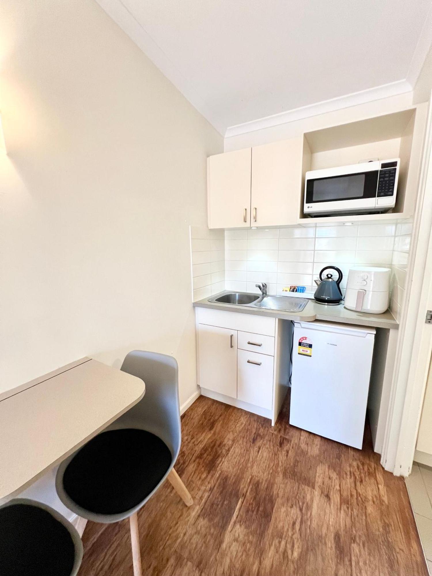 Sunset Beach Holiday Park Geraldton Esterno foto