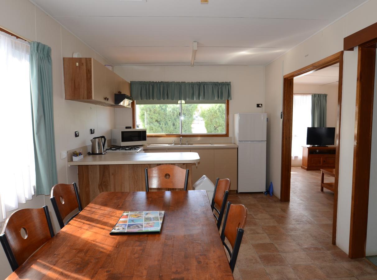 Sunset Beach Holiday Park Geraldton Esterno foto